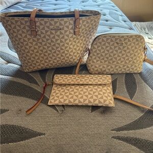 Elegant Beige Geometric Tote Bag Set